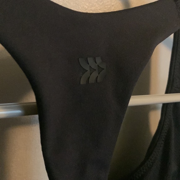 BRAND NEW All In Motion Sports Bra - Picture 7 of 7
